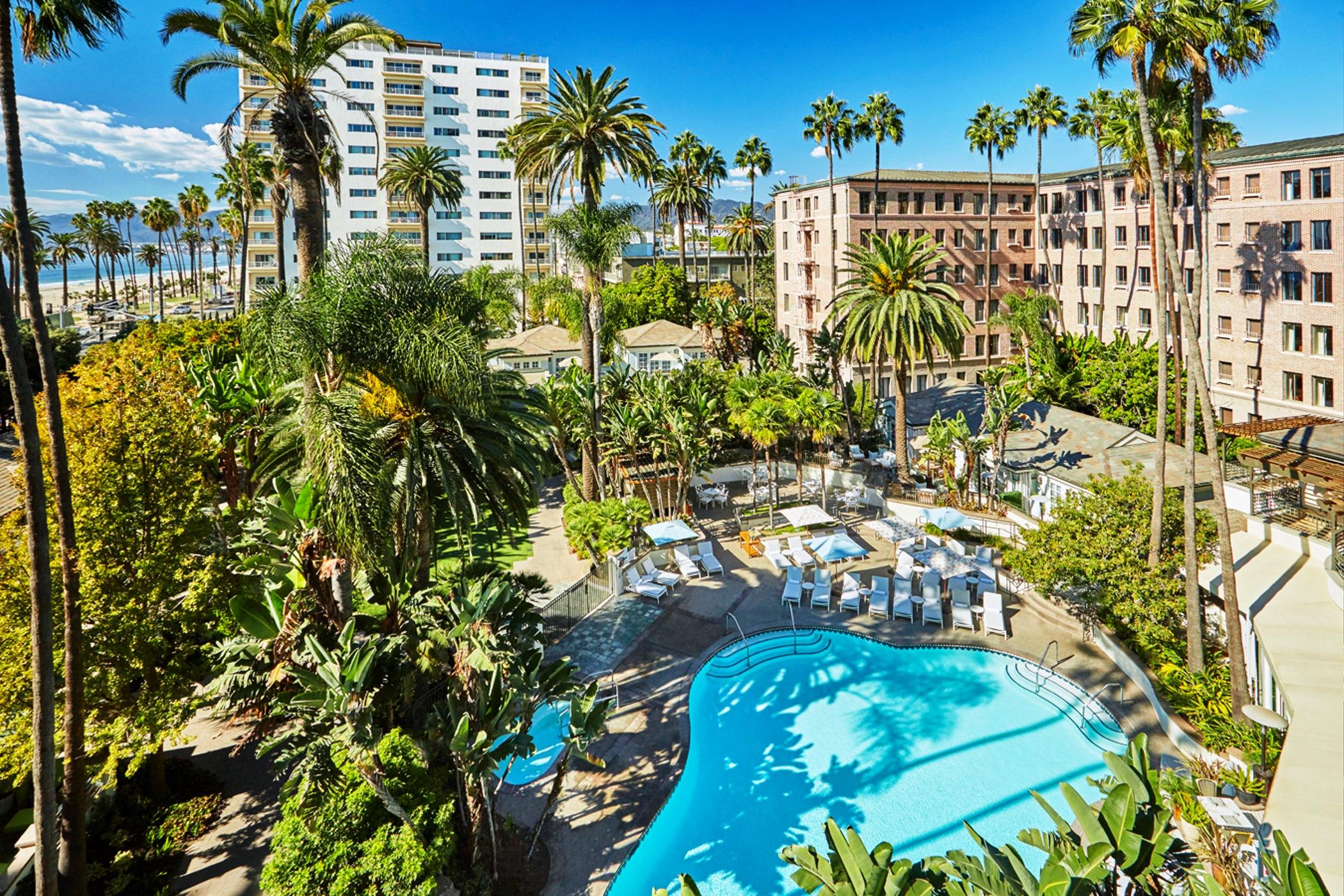 Fairmont Miramar Hotel & Bungalows Лос Анджелис Екстериор снимка